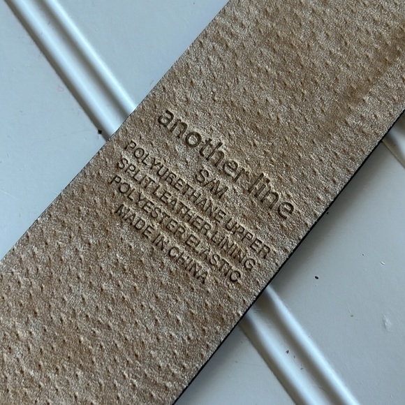 Another line waist belt hook black gold - Picture 7 of 7